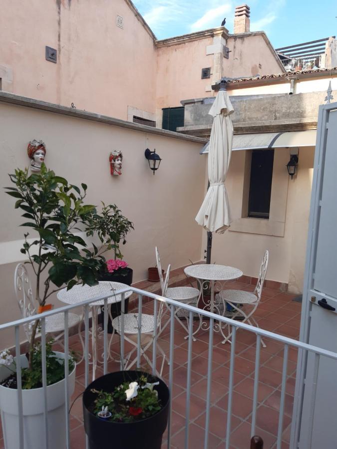 Villa La Casa Di Sarah Syrakus Exterior foto